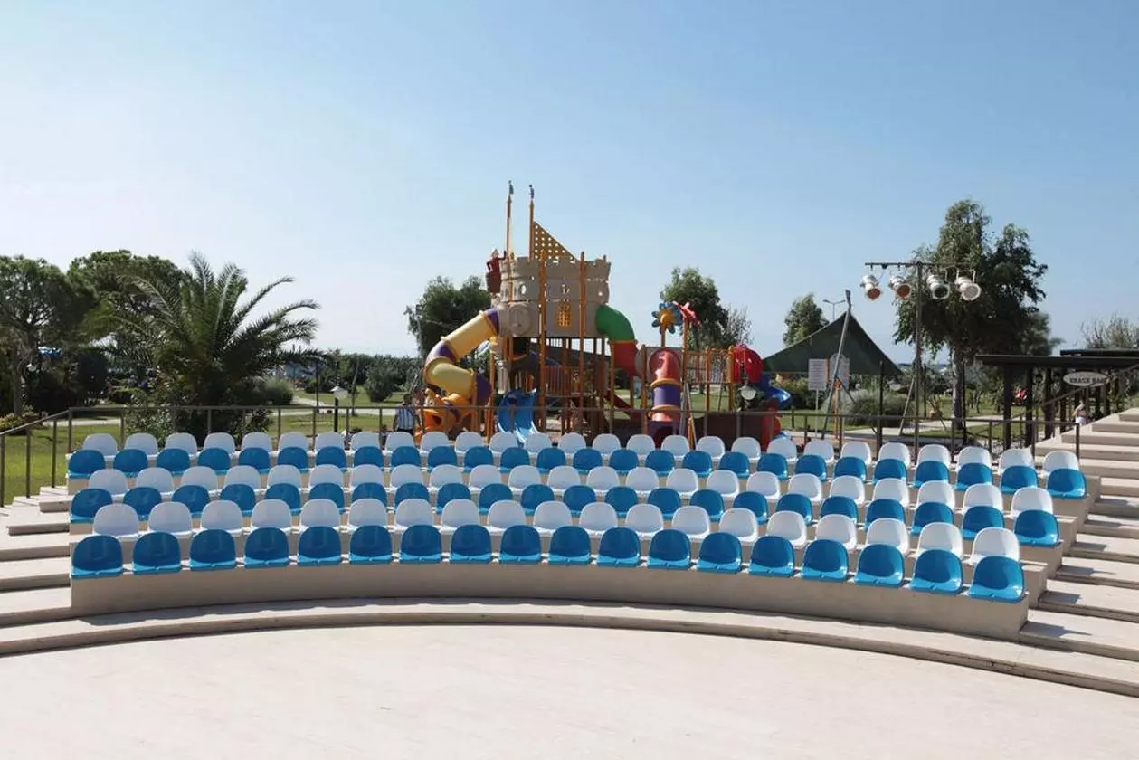 CLUB YALI_SHABAVIZ (8).jpg